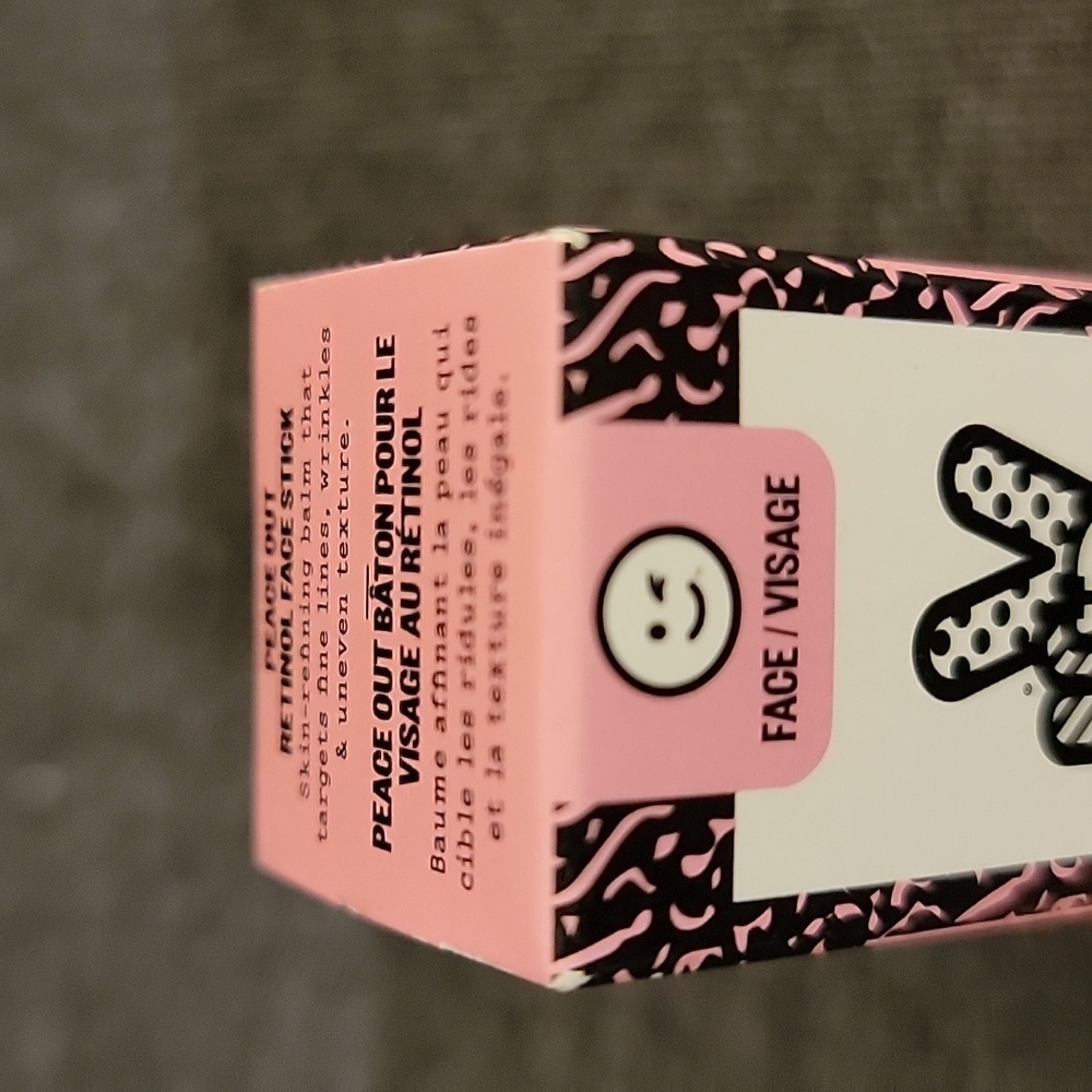 Peach Out Retinol Face Stick - Picture 2 of 5